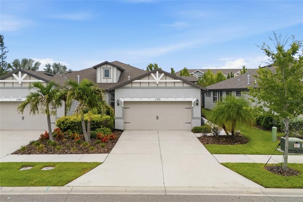 For Sale: $340,000 (2 beds, 2 baths, 1554 Square Feet)
