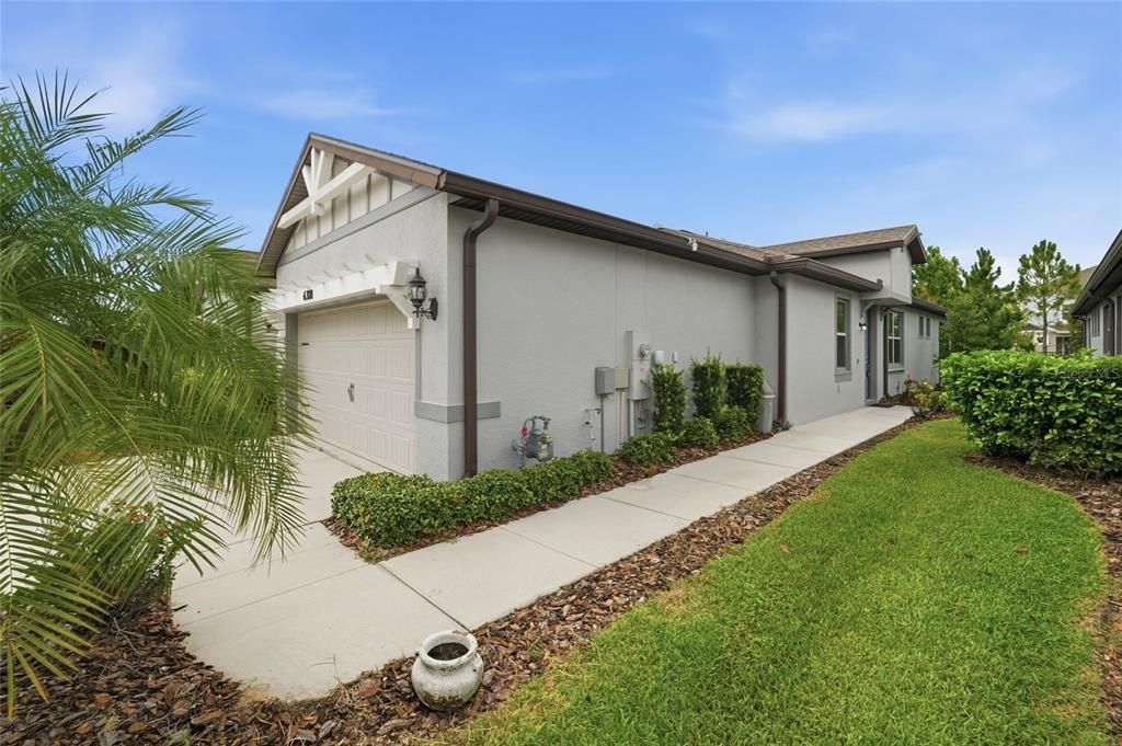 For Sale: $340,000 (2 beds, 2 baths, 1554 Square Feet)