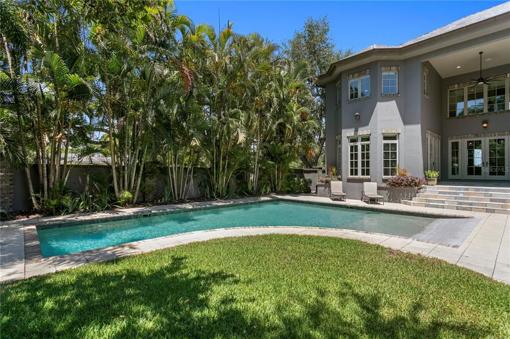 En Venta: $3,950,000 (4 camas, 4 baños, 5640 Pies cuadrados)