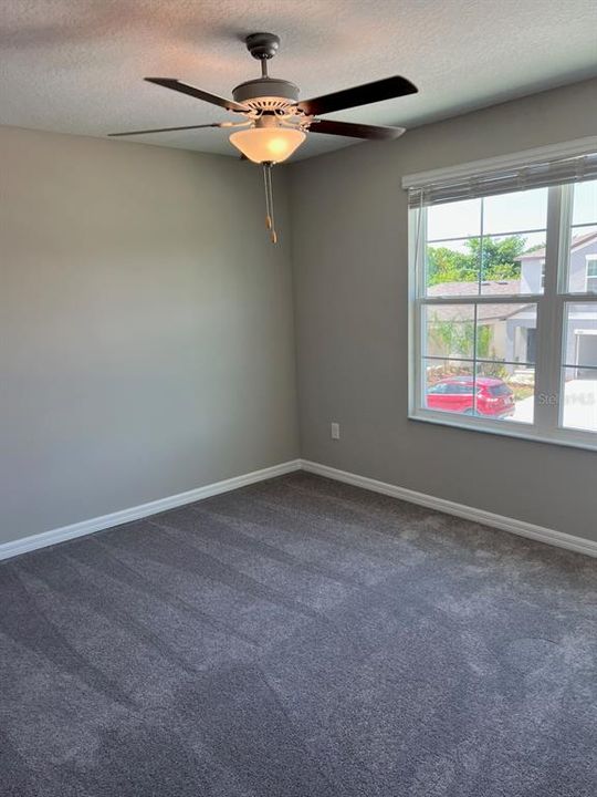 For Rent: $2,300 (5 beds, 2 baths, 2264 Square Feet)