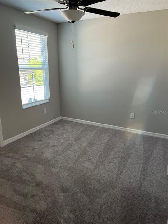 For Rent: $2,300 (5 beds, 2 baths, 2264 Square Feet)