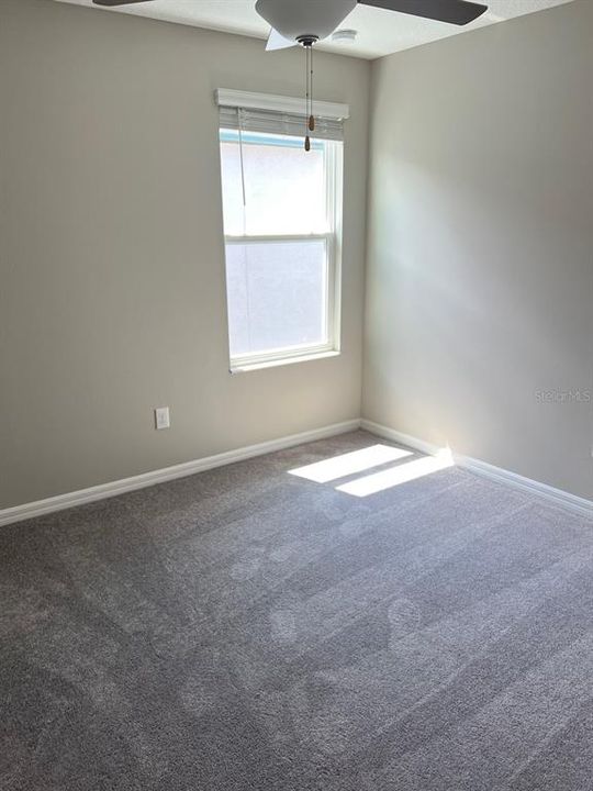 For Rent: $2,300 (5 beds, 2 baths, 2264 Square Feet)