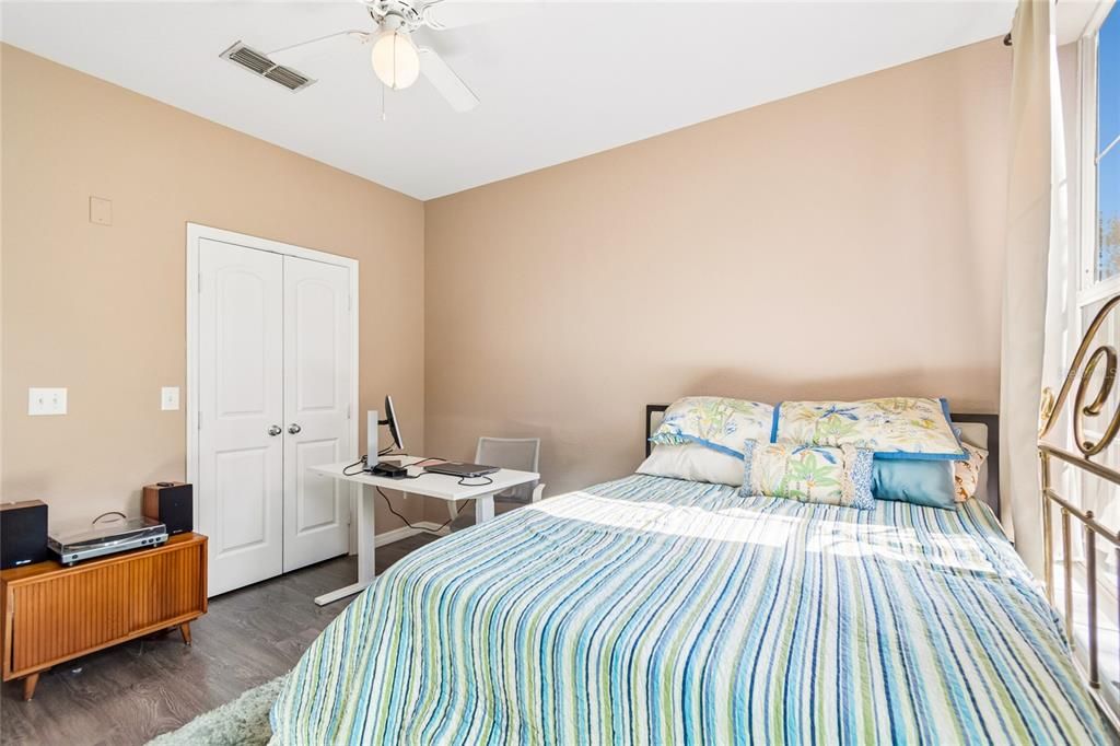 Active With Contract: $249,000 (2 beds, 2 baths, 1080 Square Feet)