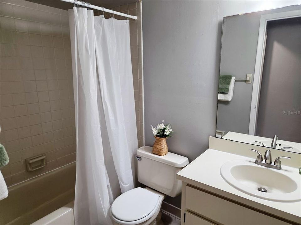 For Rent: $1,395 (2 beds, 2 baths, 1140 Square Feet)