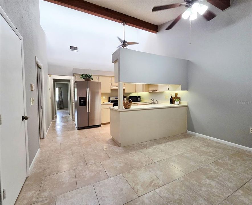 For Rent: $1,395 (2 beds, 2 baths, 1140 Square Feet)
