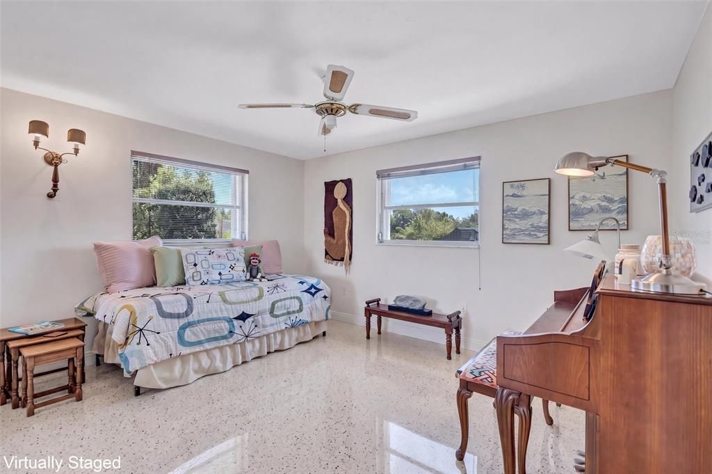 Active With Contract: $499,000 (3 beds, 2 baths, 1656 Square Feet)