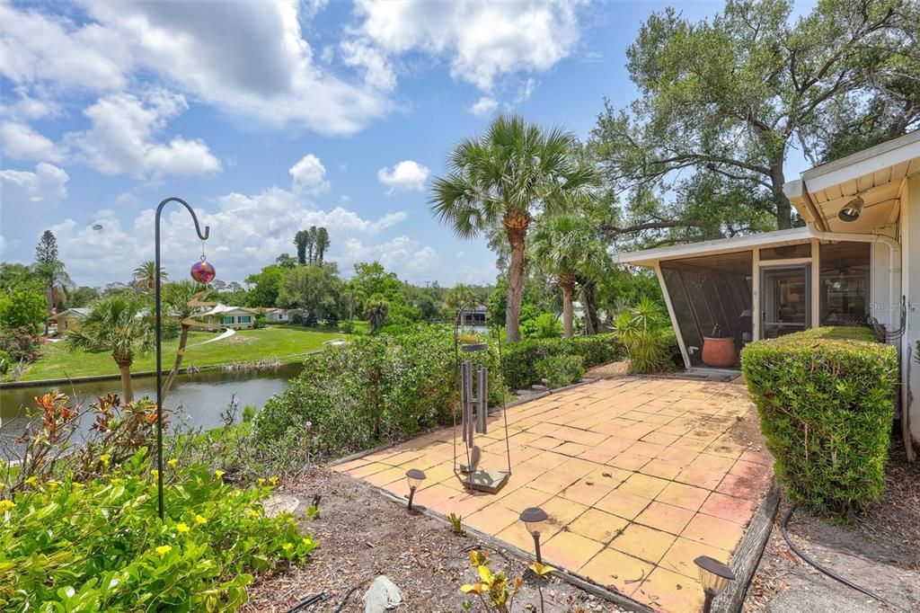 Active With Contract: $499,000 (3 beds, 2 baths, 1656 Square Feet)