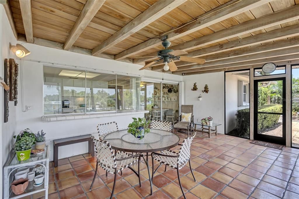 Active With Contract: $499,000 (3 beds, 2 baths, 1656 Square Feet)