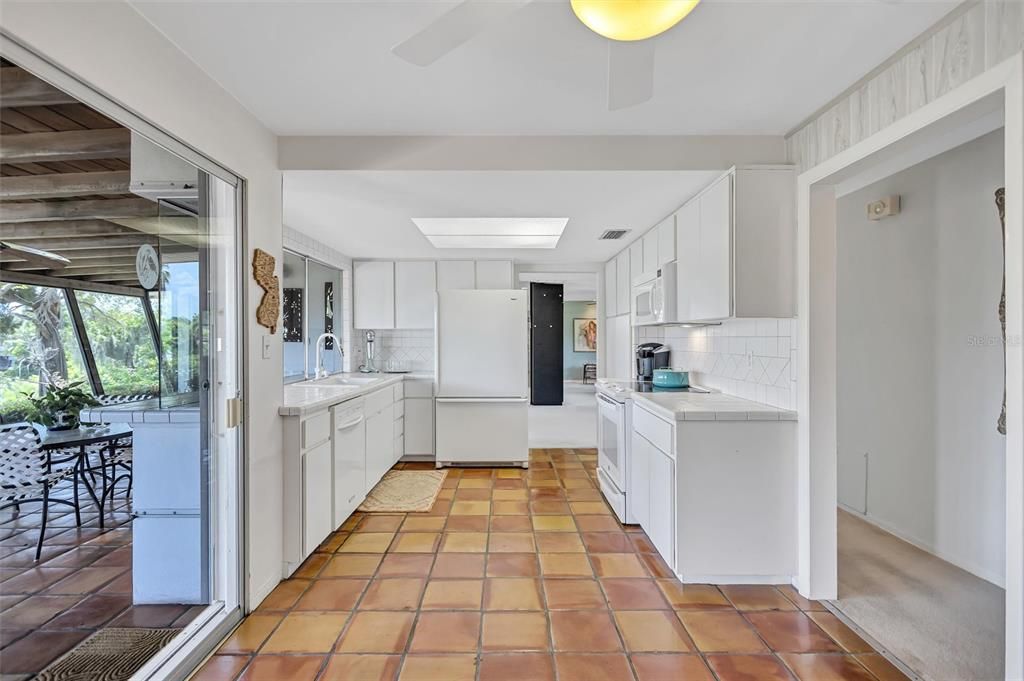 Active With Contract: $499,000 (3 beds, 2 baths, 1656 Square Feet)