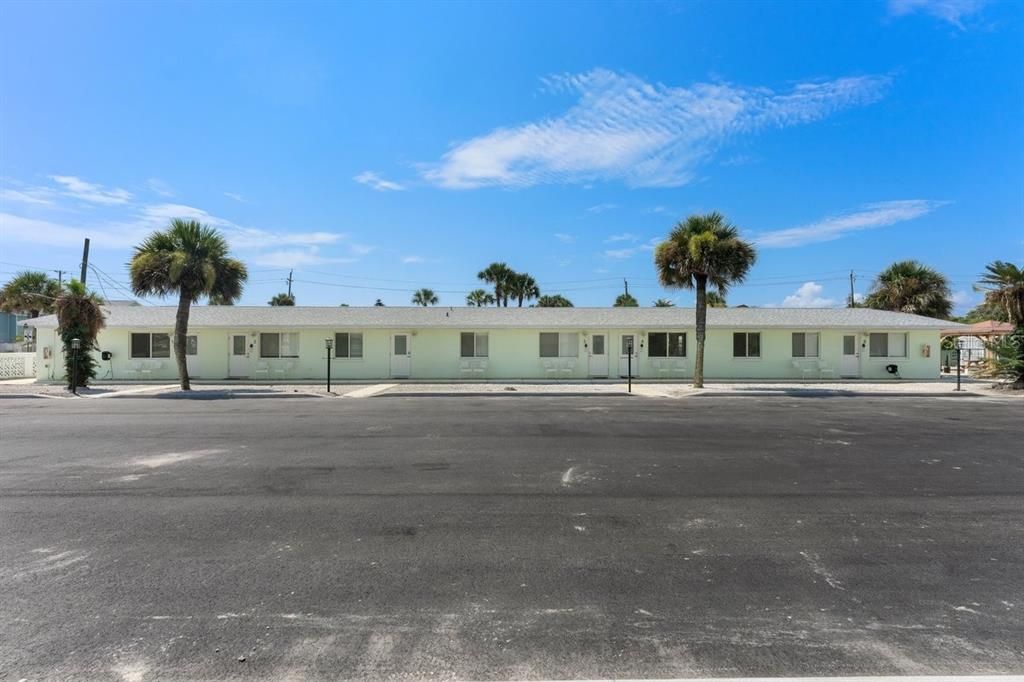 For Sale: $3,900,000 (0 beds, 0 baths, 5236 Square Feet)