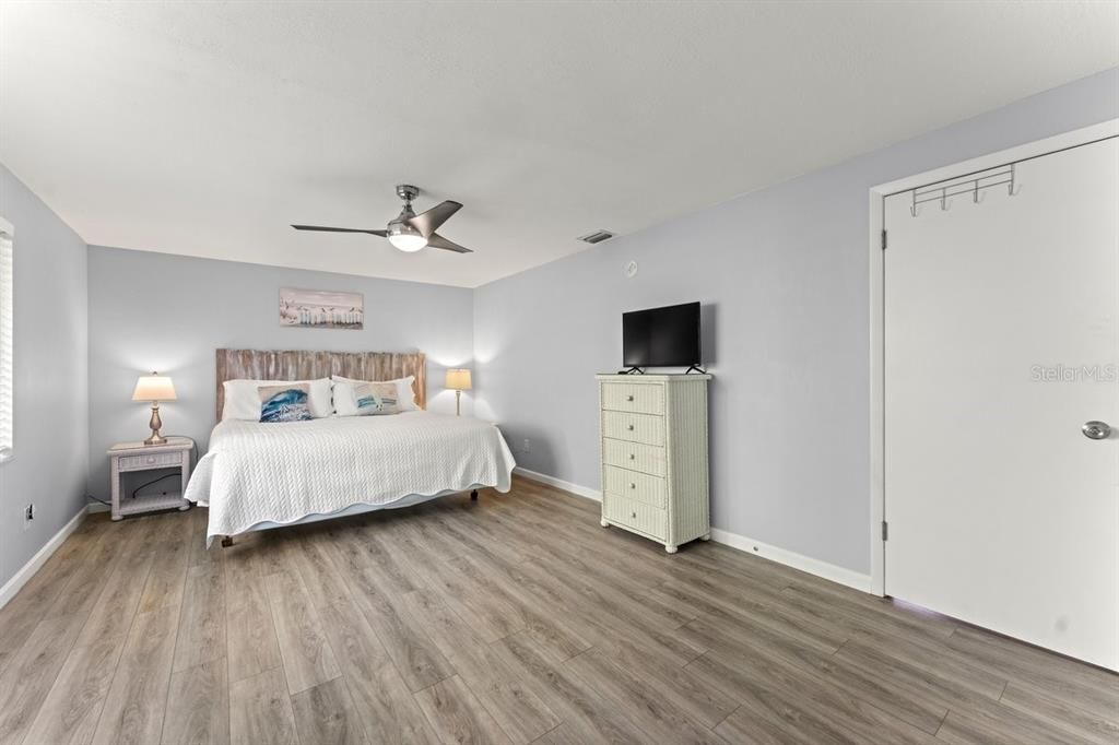 For Sale: $3,900,000 (0 beds, 0 baths, 5236 Square Feet)
