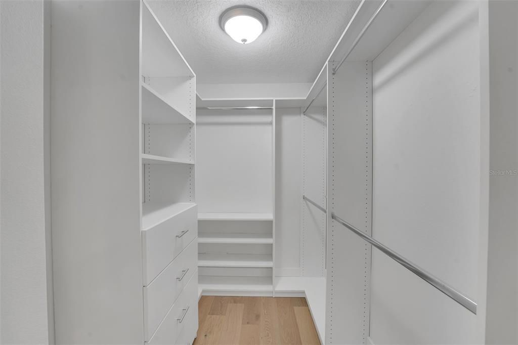 En Venta: $559,000 (3 camas, 2 baños, 1616 Pies cuadrados)