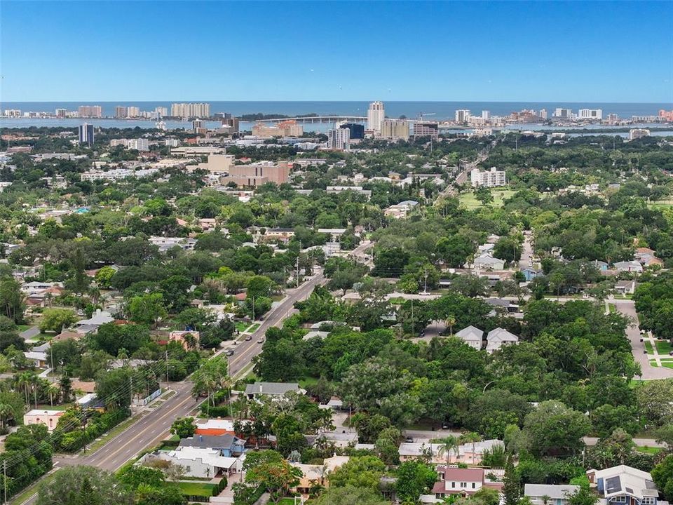 На продажу: $549,999 (3 спален, 3 ванн, 2115 Квадратных фут)