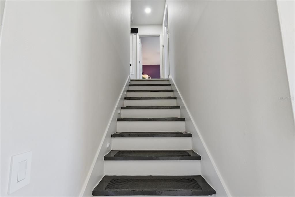 待售: $450,000 (4 贝兹, 2 浴室, 1525 平方英尺)