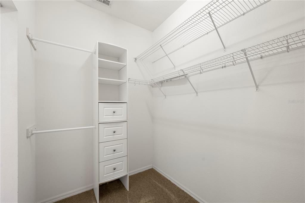 For Sale: $289,900 (2 beds, 2 baths, 1555 Square Feet)