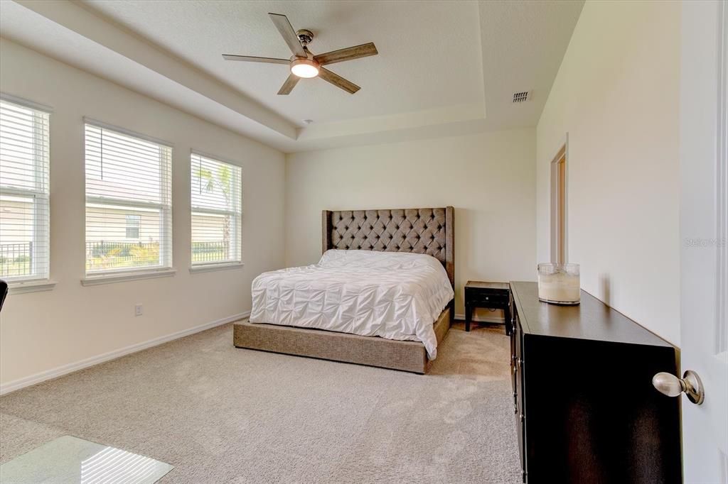 For Sale: $575,000 (4 beds, 3 baths, 2862 Square Feet)