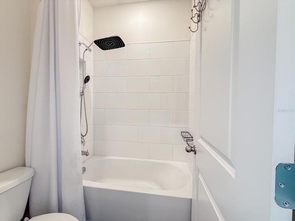 For Sale: $575,000 (4 beds, 3 baths, 2862 Square Feet)