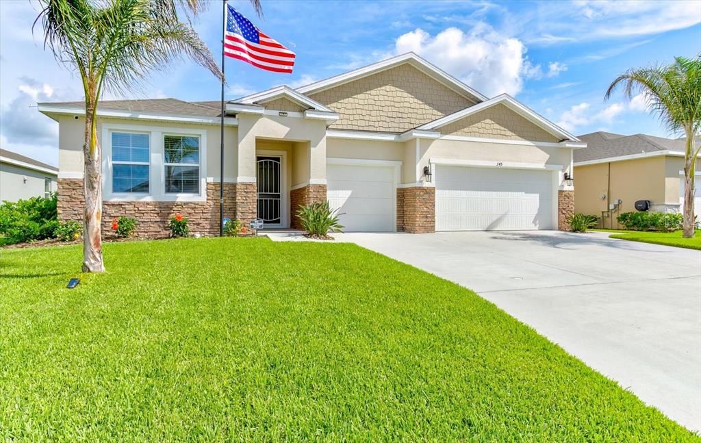For Sale: $575,000 (4 beds, 3 baths, 2862 Square Feet)