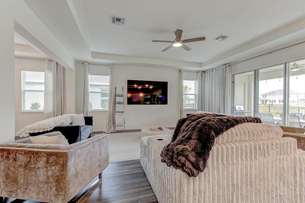 For Sale: $575,000 (4 beds, 3 baths, 2862 Square Feet)