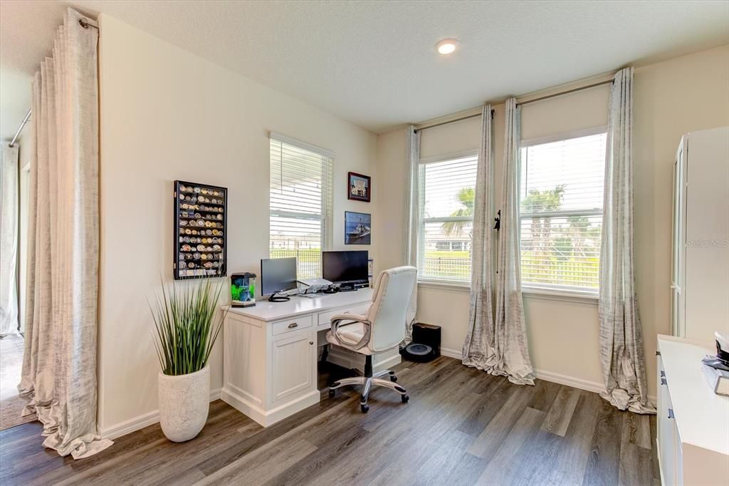 For Sale: $575,000 (4 beds, 3 baths, 2862 Square Feet)