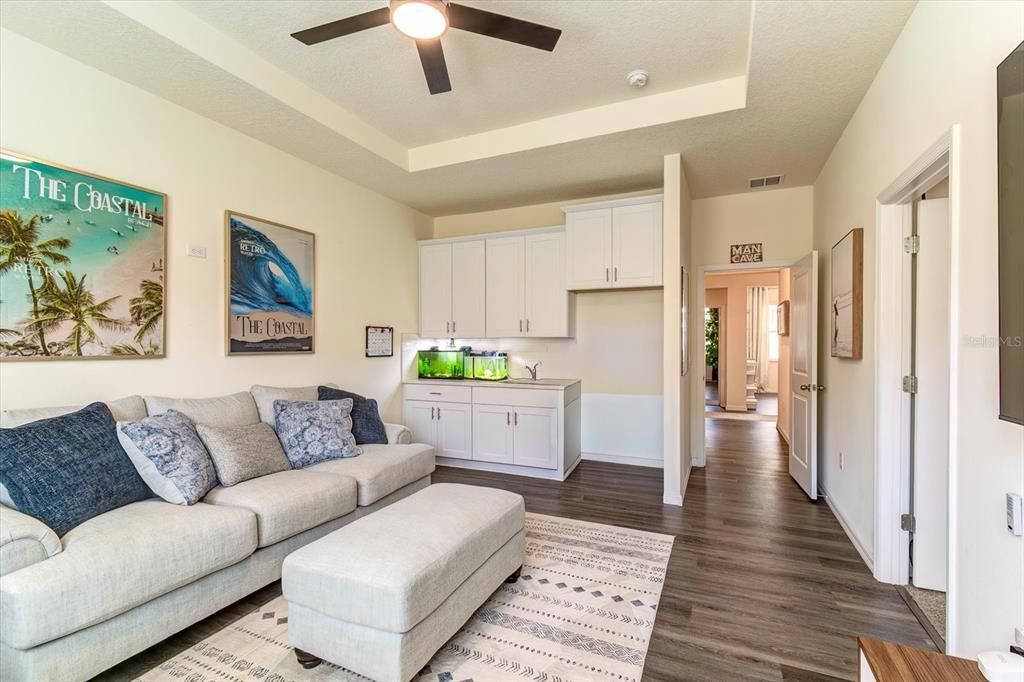 For Sale: $575,000 (4 beds, 3 baths, 2862 Square Feet)