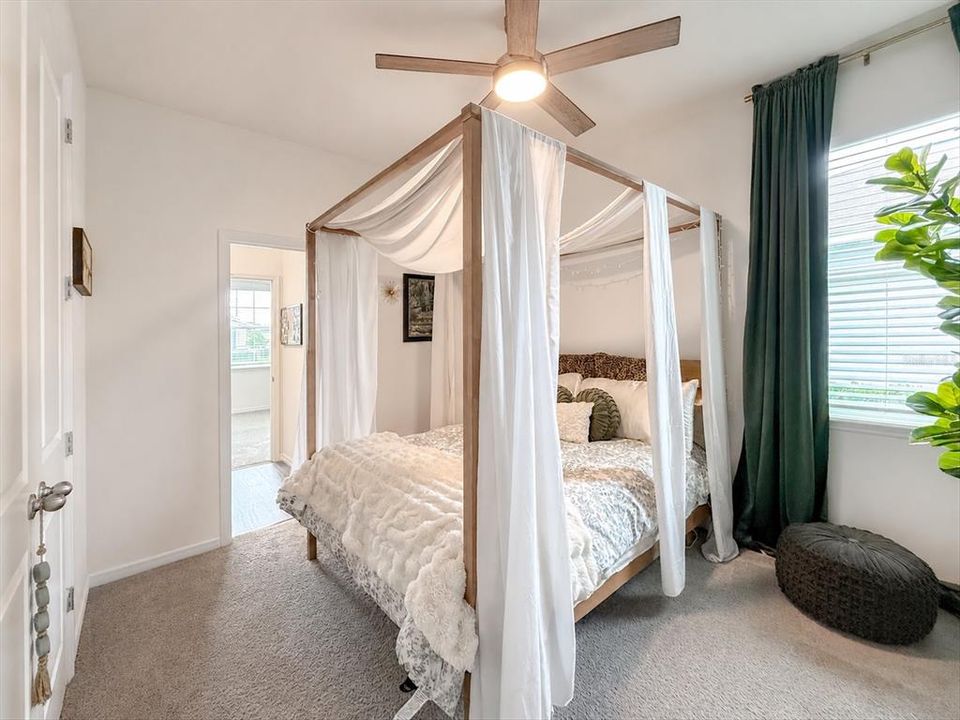 For Sale: $575,000 (4 beds, 3 baths, 2862 Square Feet)