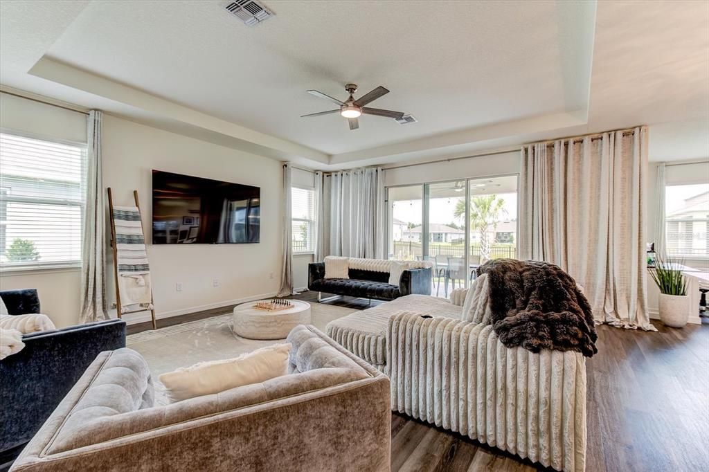 For Sale: $575,000 (4 beds, 3 baths, 2862 Square Feet)
