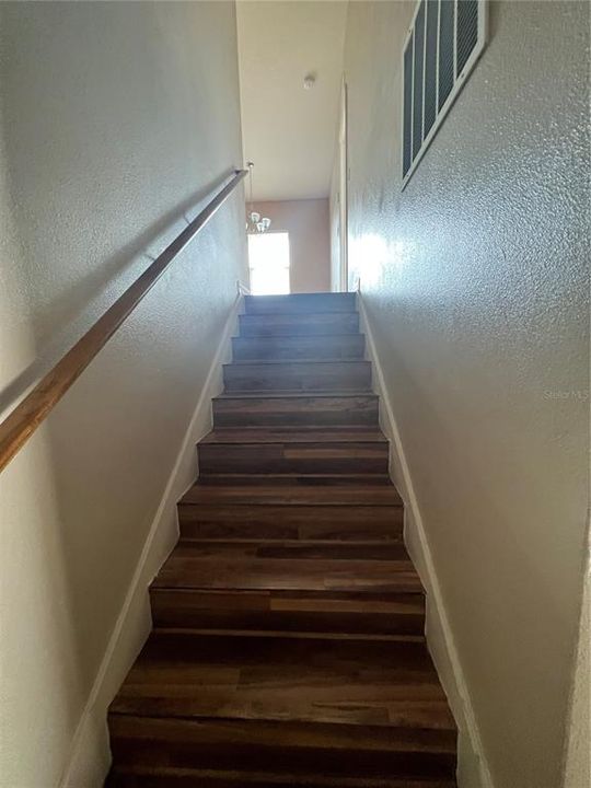 For Rent: $2,000 (2 beds, 2 baths, 1273 Square Feet)