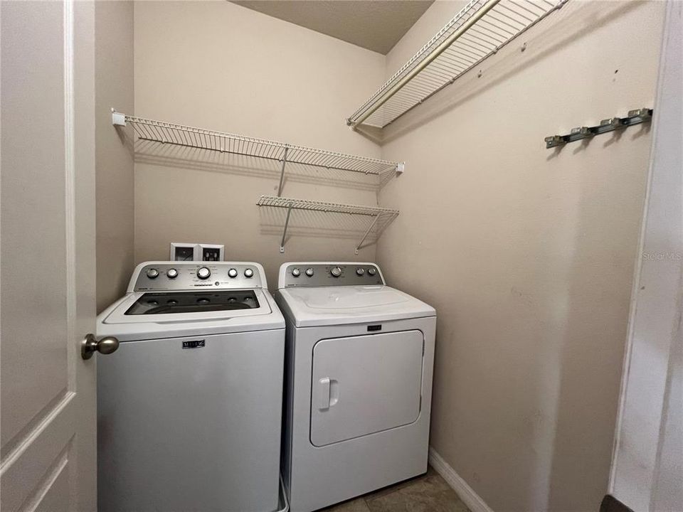 For Rent: $2,000 (2 beds, 2 baths, 1273 Square Feet)
