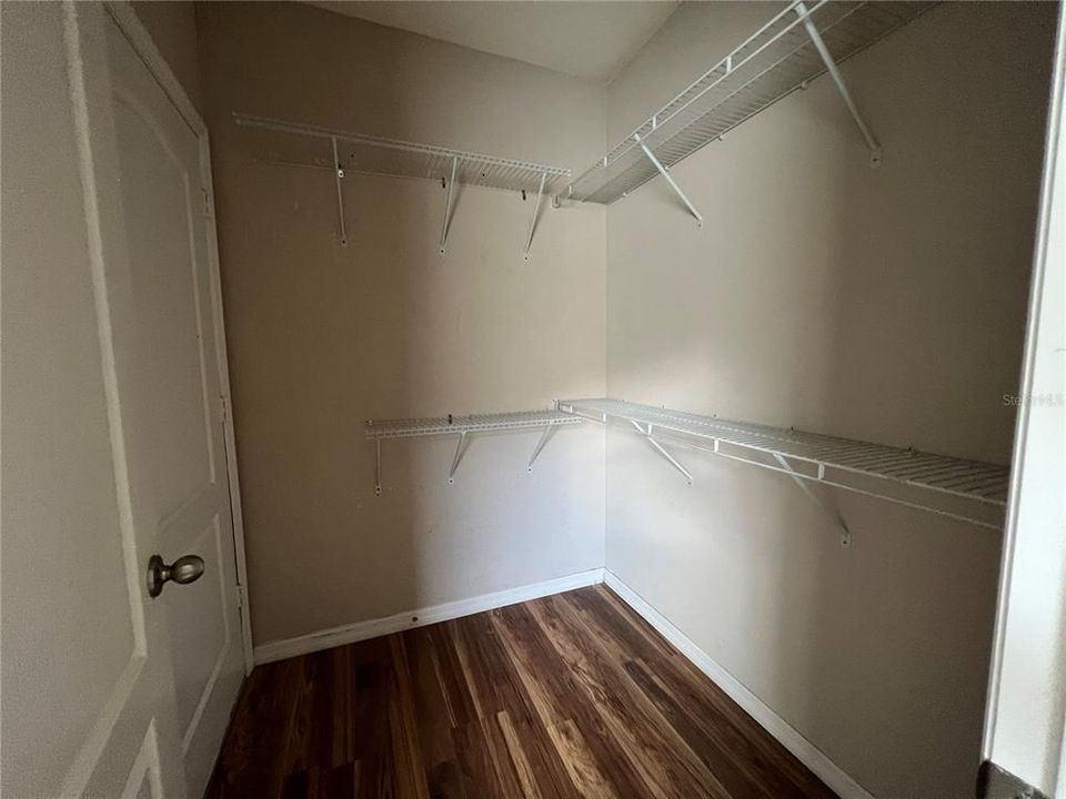 For Rent: $2,000 (2 beds, 2 baths, 1273 Square Feet)