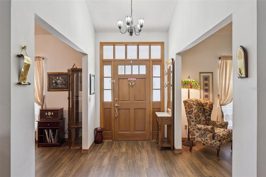 En Venta: $1,230,000 (4 camas, 3 baños, 3478 Pies cuadrados)