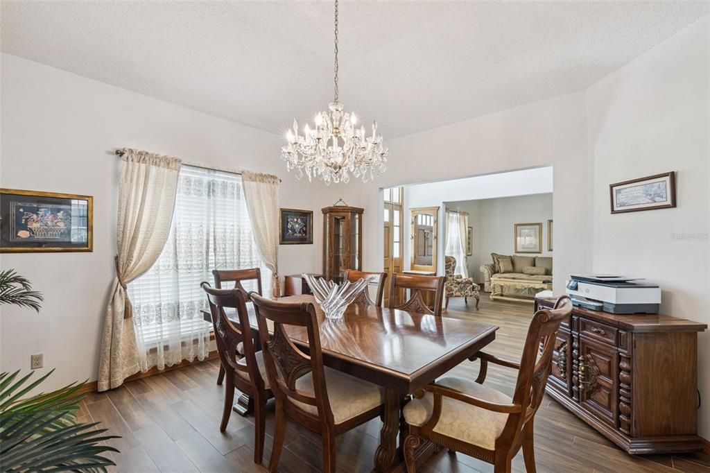 En Venta: $1,230,000 (4 camas, 3 baños, 3478 Pies cuadrados)