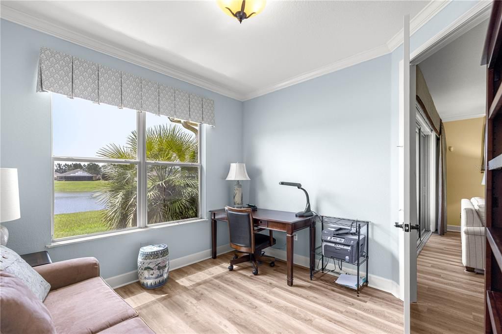 For Sale: $385,000 (2 beds, 2 baths, 1708 Square Feet)