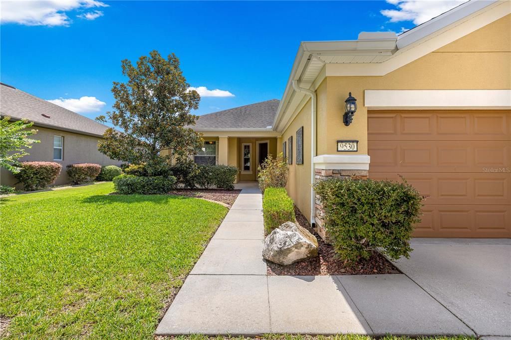 For Sale: $385,000 (2 beds, 2 baths, 1708 Square Feet)