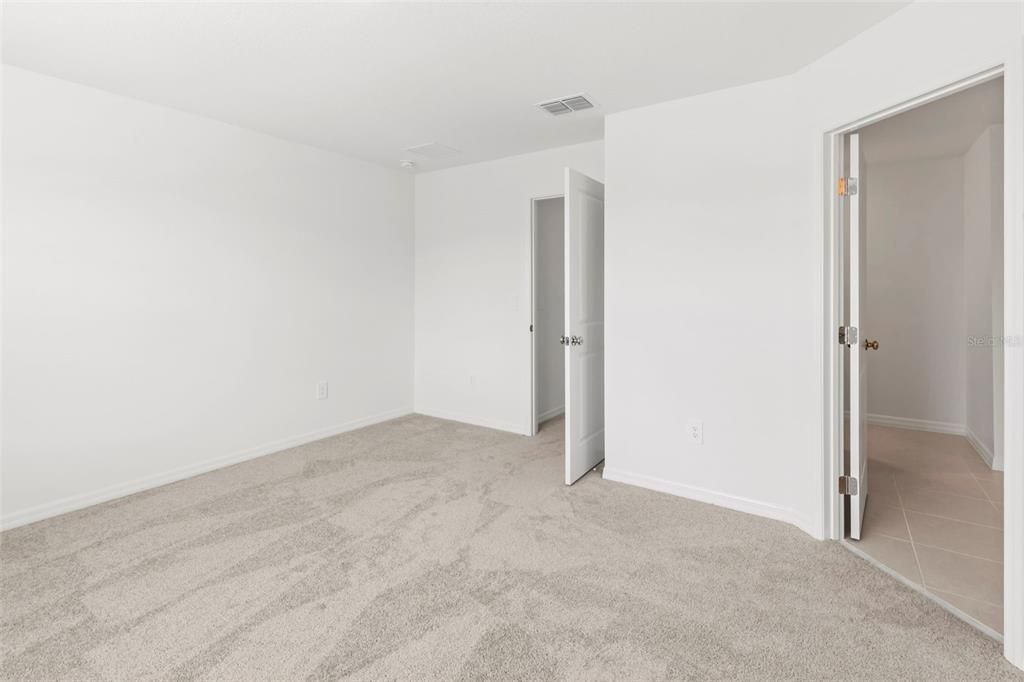 En Renta: $2,350 (4 camas, 2 baños, 1742 Pies cuadrados)