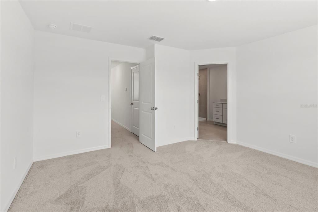 En Renta: $2,350 (4 camas, 2 baños, 1742 Pies cuadrados)