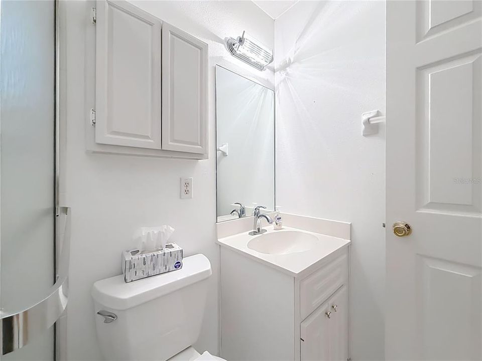 For Sale: $370,000 (3 beds, 3 baths, 2637 Square Feet)