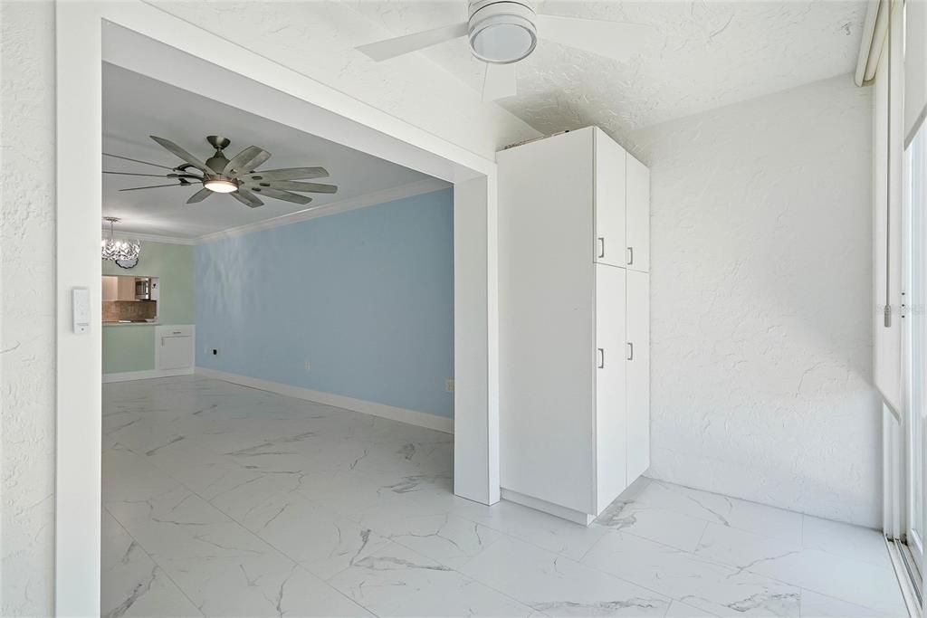 На продажу: $165,000 (2 спален, 2 ванн, 1188 Квадратных фут)