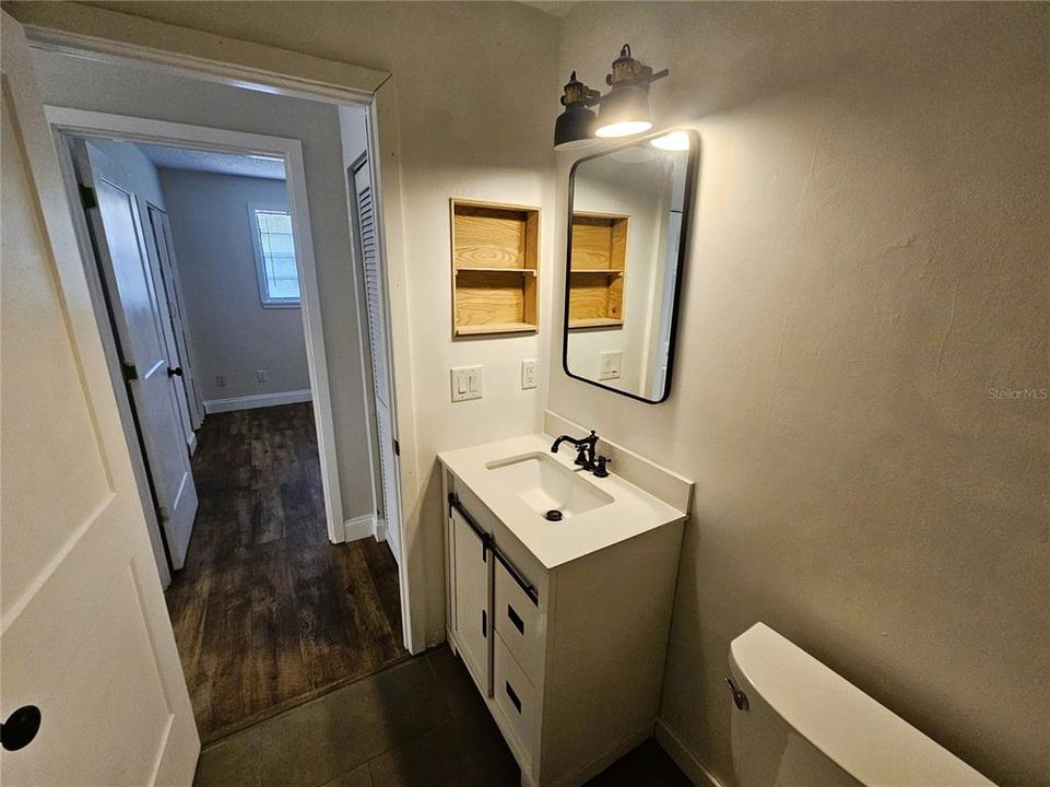For Rent: $2,300 (2 beds, 2 baths, 960 Square Feet)