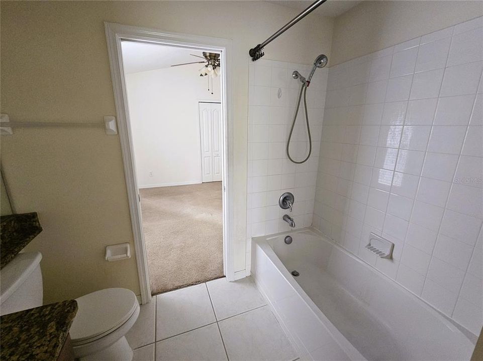 En Renta: $2,450 (4 camas, 3 baños, 1827 Pies cuadrados)