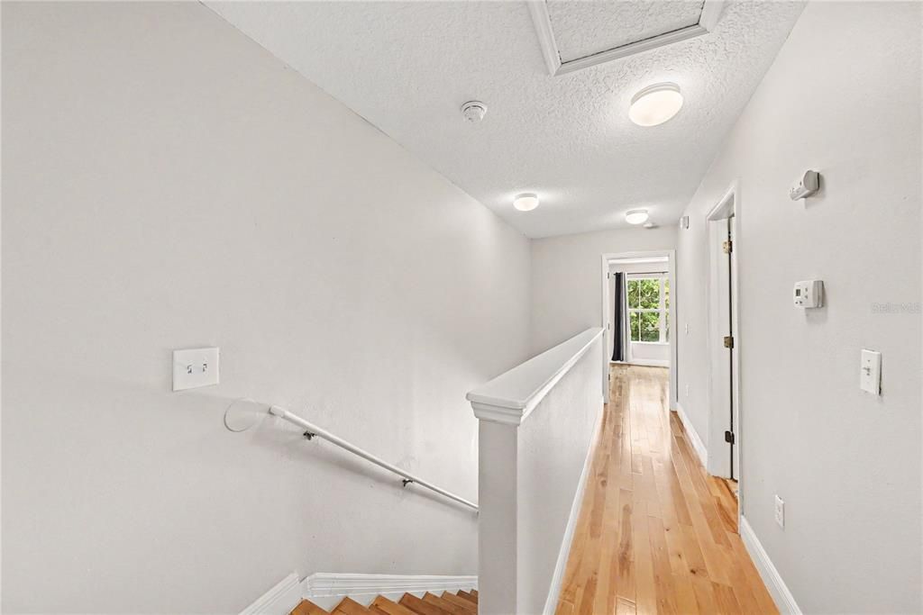 В аренду: $1,775 (2 спален, 1 ванн, 1168 Квадратных фут)