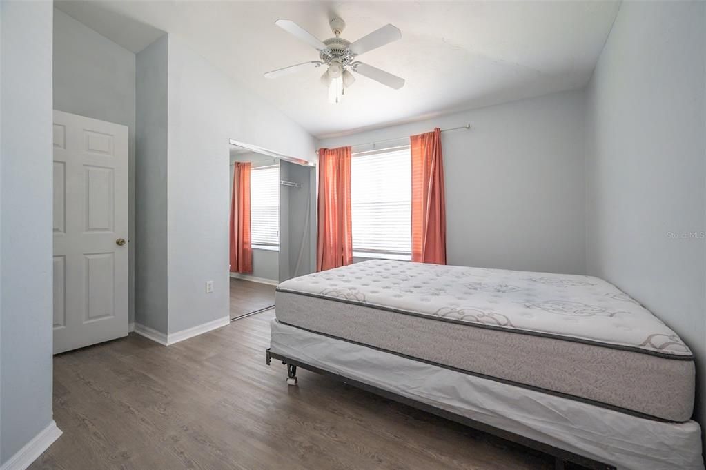 В аренду: $1,600 (2 спален, 2 ванн, 1176 Квадратных фут)