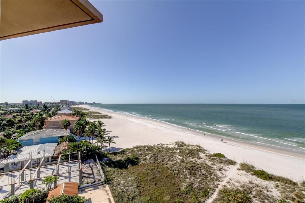 For Rent: $4,995 (2 beds, 2 baths, 1065 Square Feet)