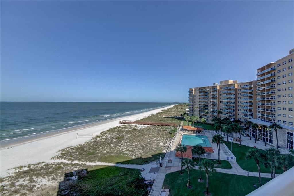 For Rent: $4,995 (2 beds, 2 baths, 1065 Square Feet)