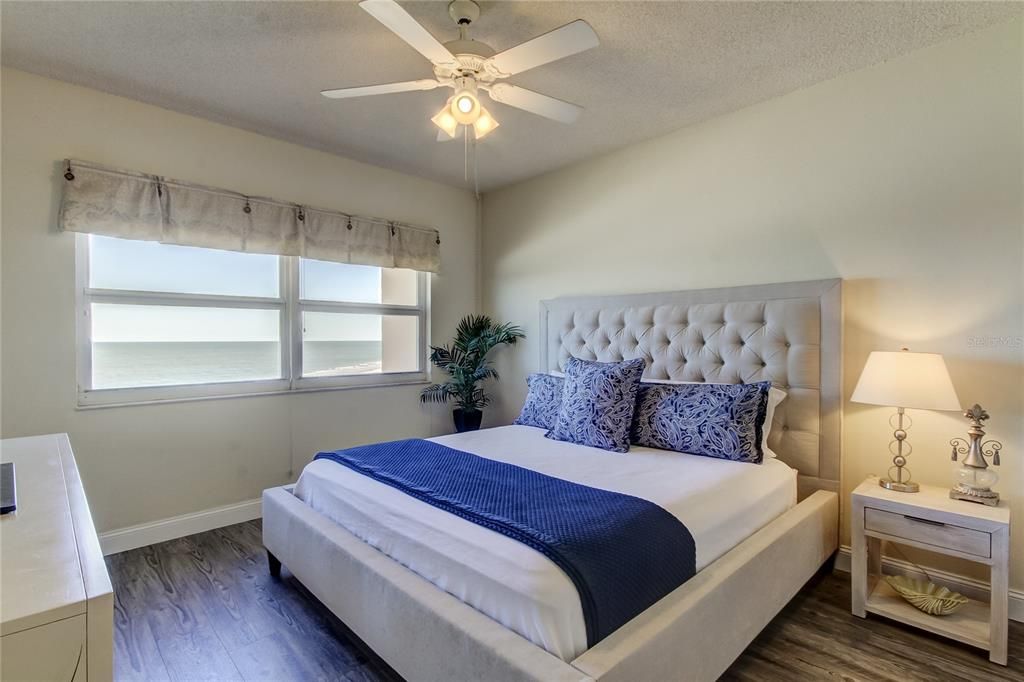 For Rent: $4,995 (2 beds, 2 baths, 1065 Square Feet)