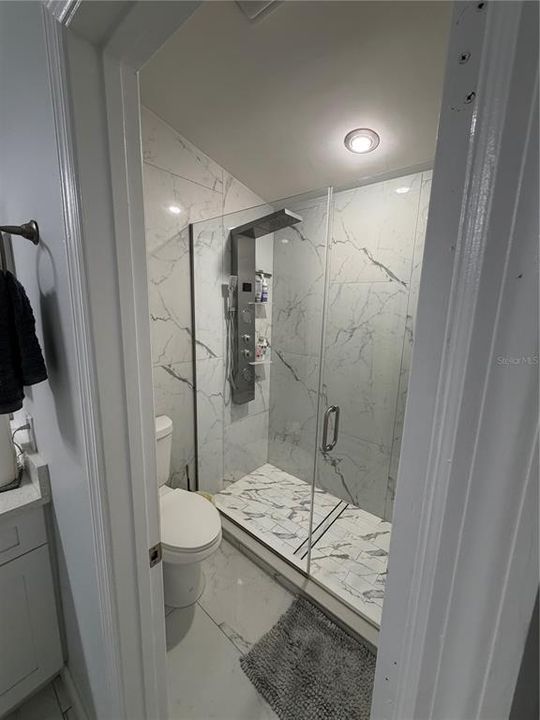 For Sale: $450,000 (4 beds, 2 baths, 1841 Square Feet)
