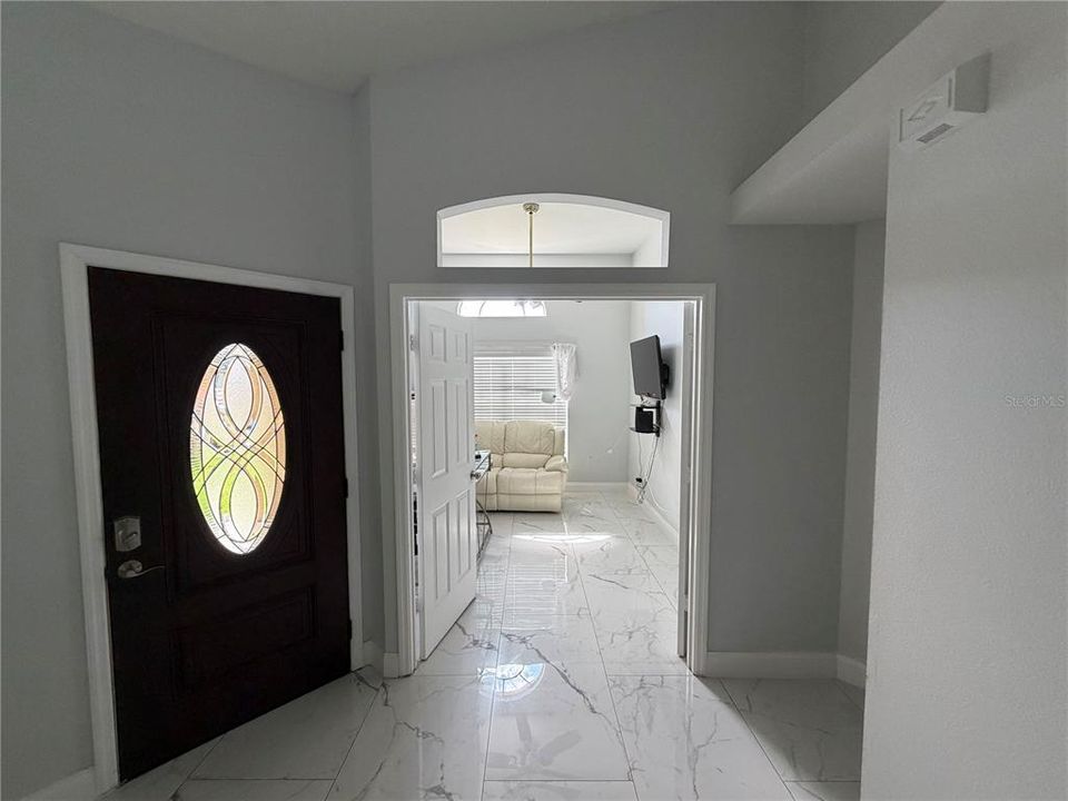 For Sale: $450,000 (4 beds, 2 baths, 1841 Square Feet)