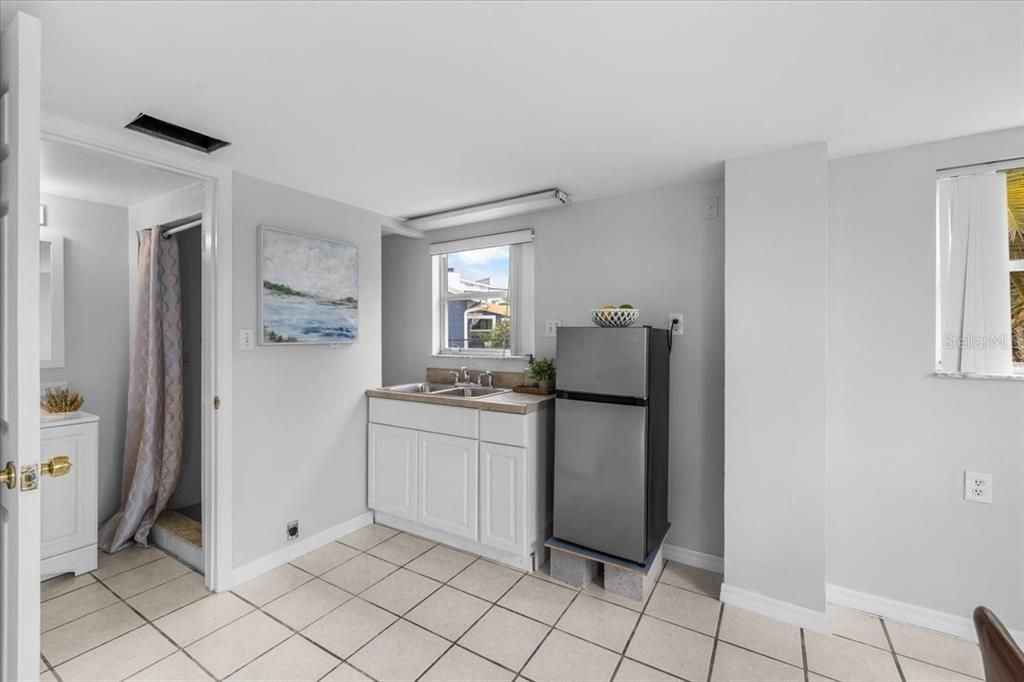 En Venta: $799,000 (3 camas, 3 baños, 1838 Pies cuadrados)