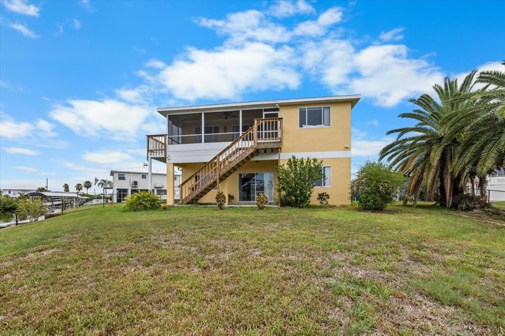 En Venta: $799,000 (3 camas, 3 baños, 1838 Pies cuadrados)