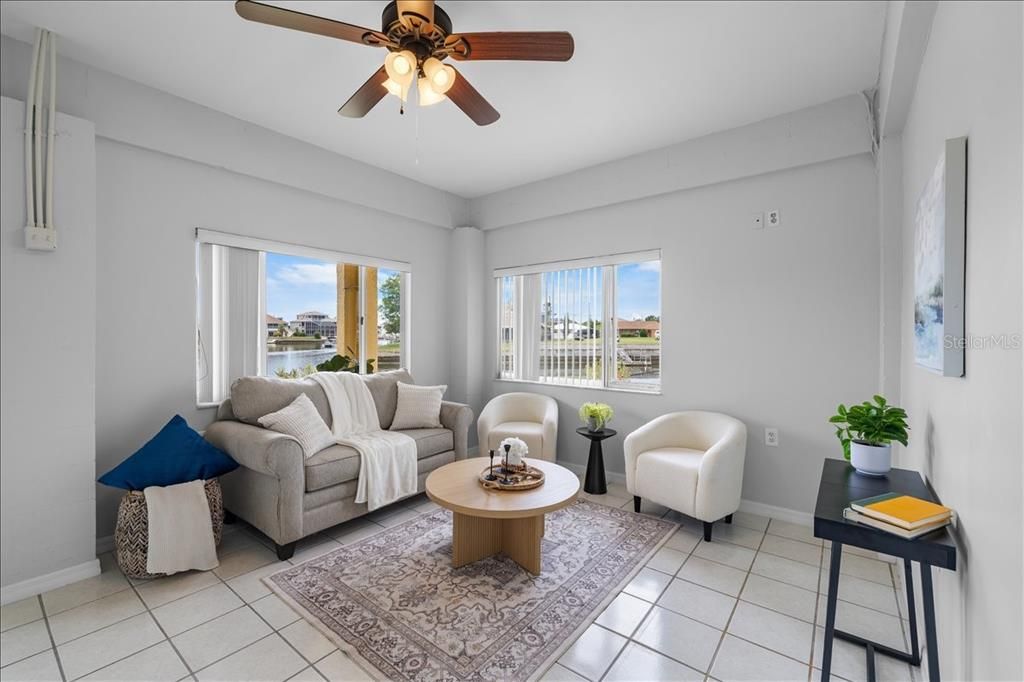En Venta: $799,000 (3 camas, 3 baños, 1838 Pies cuadrados)